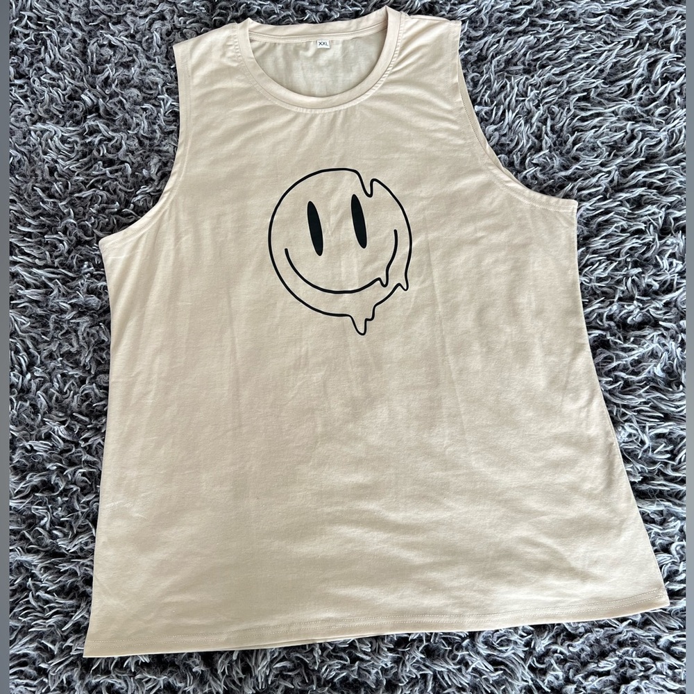 Cream Smiley Graphic Tank Top XXL (Shein)